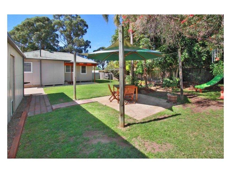 4 Fourth Avenue, Seven Hills NSW 2147