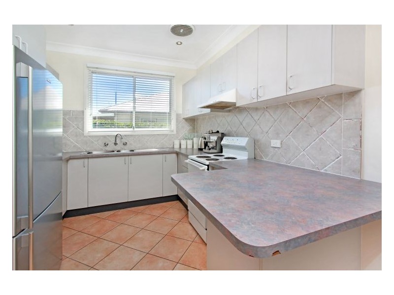 4 Fourth Avenue, Seven Hills NSW 2147