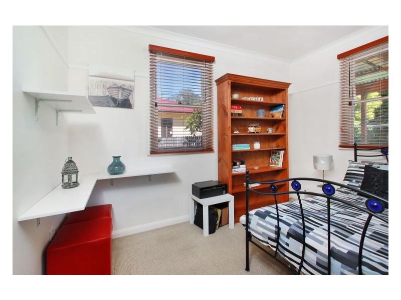 4 Fourth Avenue, Seven Hills NSW 2147