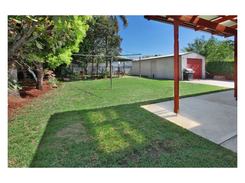 4 Fourth Avenue, Seven Hills NSW 2147