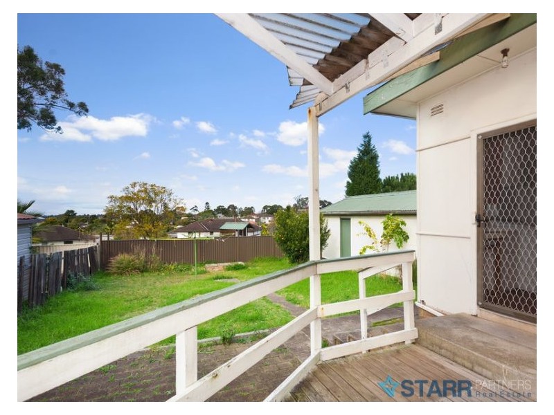 House 22 Noakes Parade, Lalor Park NSW 2147