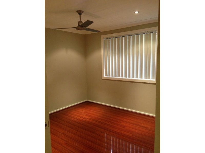 House 22 Stringybark Street, Ropes Crossing NSW 2760