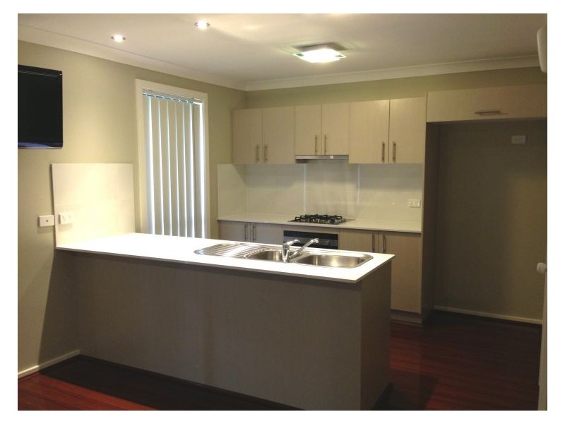 House 22 Stringybark Street, Ropes Crossing NSW 2760