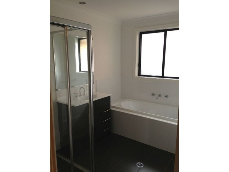 House 22 Stringybark Street, Ropes Crossing NSW 2760