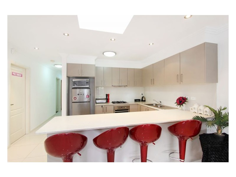 2/70 Swinson Road, Blacktown NSW 2148