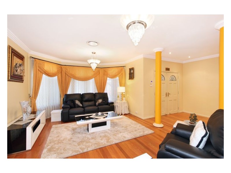 6 James Street, Seven Hills NSW 2147