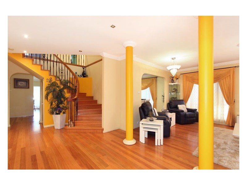 6 James Street, Seven Hills NSW 2147