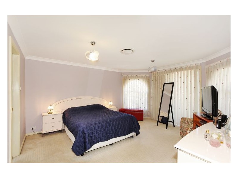 6 James Street, Seven Hills NSW 2147