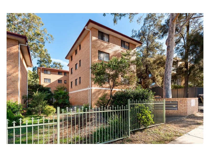 13/7 Boyd St, Blacktown NSW 2148
