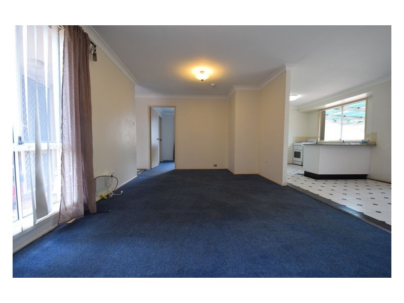 House 43 Hampton Crescent, Prospect NSW 2148