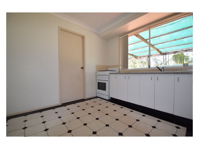 House 43 Hampton Crescent, Prospect NSW 2148