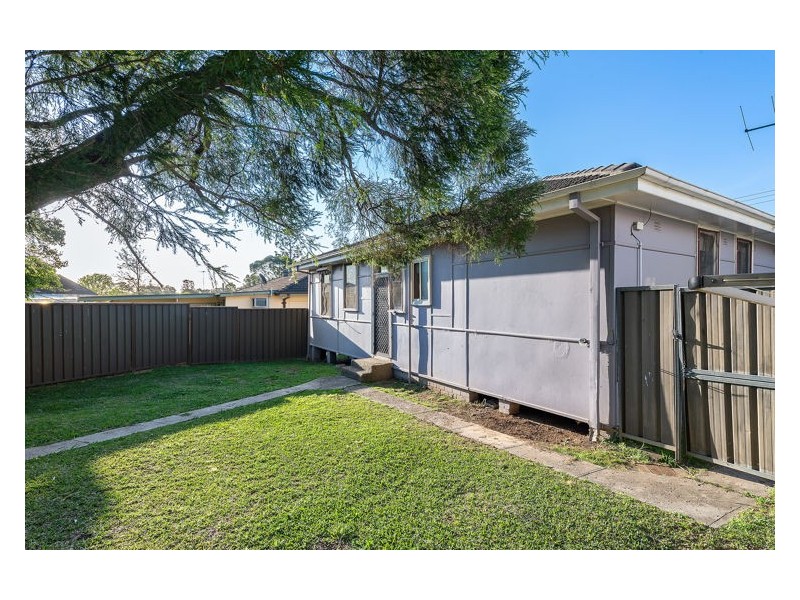 18 Kabarli Road, Lalor Park NSW 2147