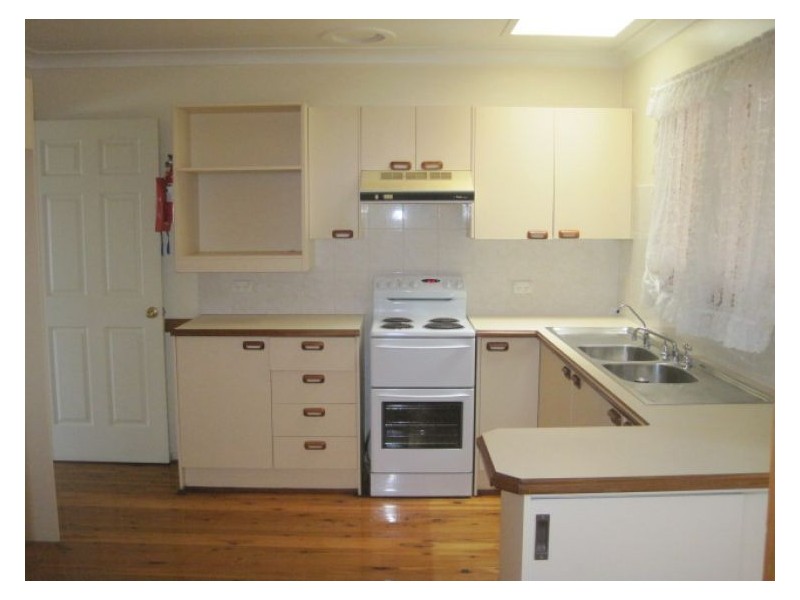 House 33 Hunter Street, Blacktown NSW 2148