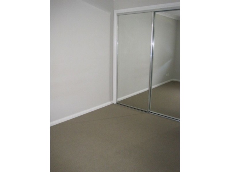 Townhouse 4/162 Walters Road, Blacktown NSW 2148