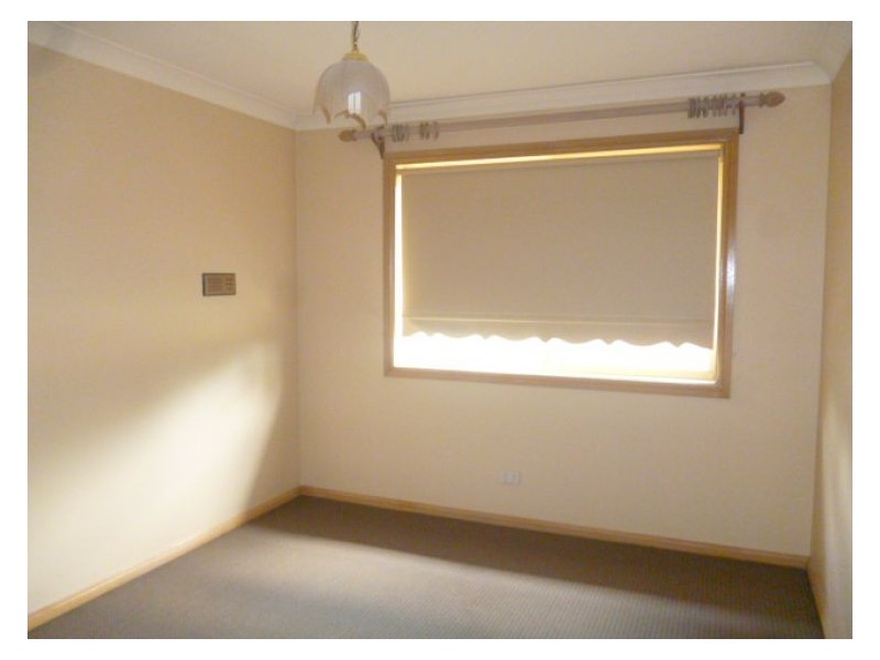 House 34 Chapel Circuit, Prospect NSW 2148