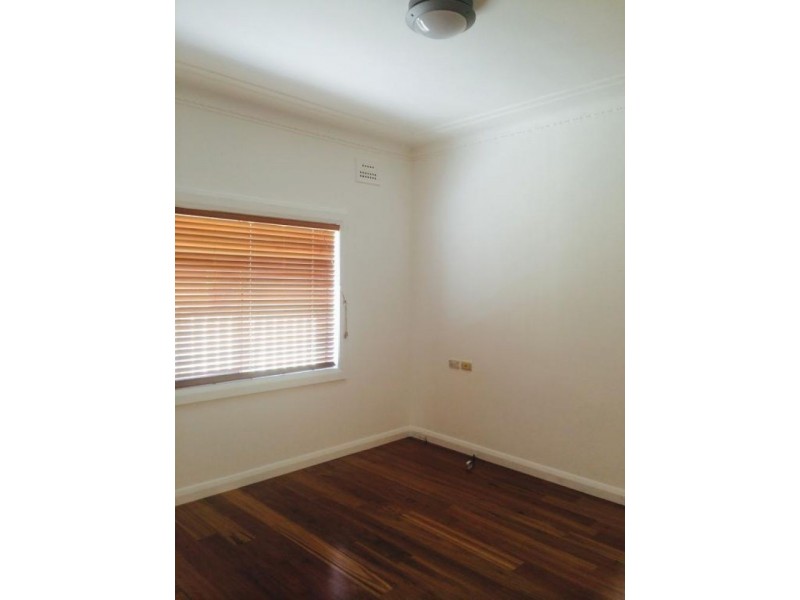 House 33 Cobham Street, Kings Park NSW 2148