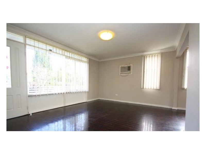 House 88 Bulolo Drive, Whalan NSW 2770