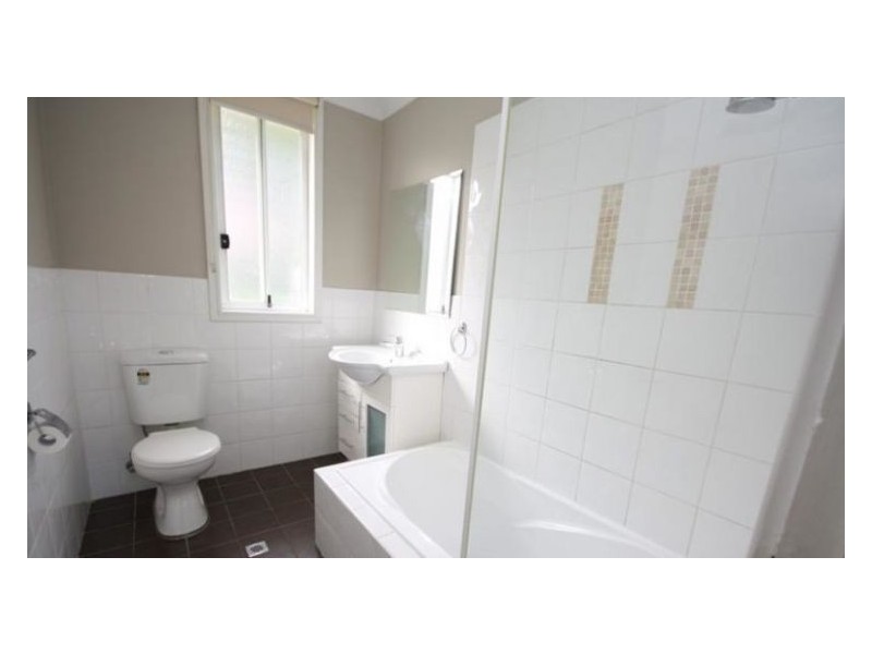 House 88 Bulolo Drive, Whalan NSW 2770