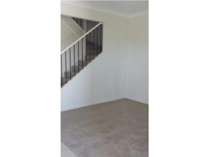 Townhouse 18 Kelby Street, The Ponds NSW 2769