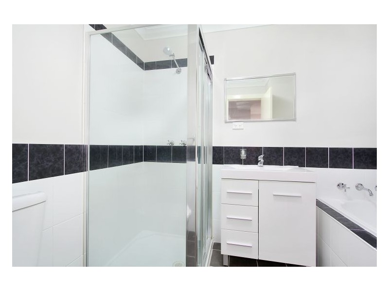 2/248 Flushcombe Road, Blacktown NSW 2148