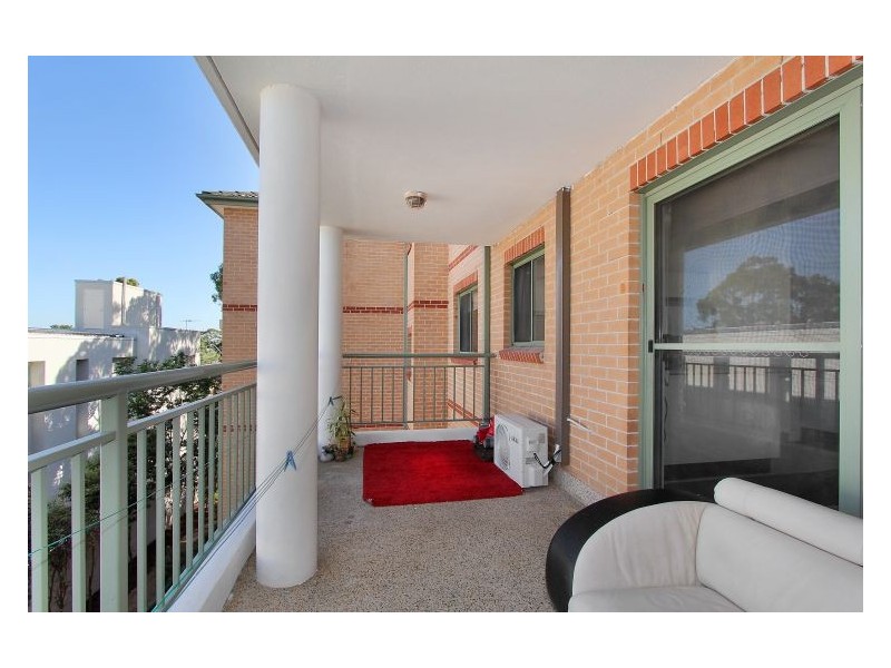 24/11-13 Fourth Avenue, Blacktown NSW 2148