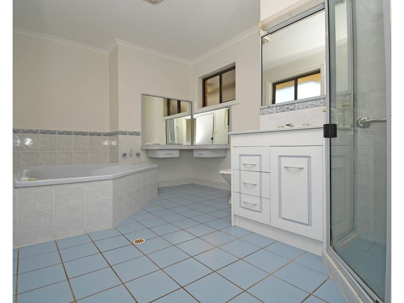 22 Kent Street, Torbanlea QLD 4662