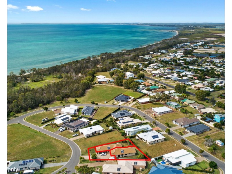 1/12 Fulmar Court, Burrum Heads QLD 4659
