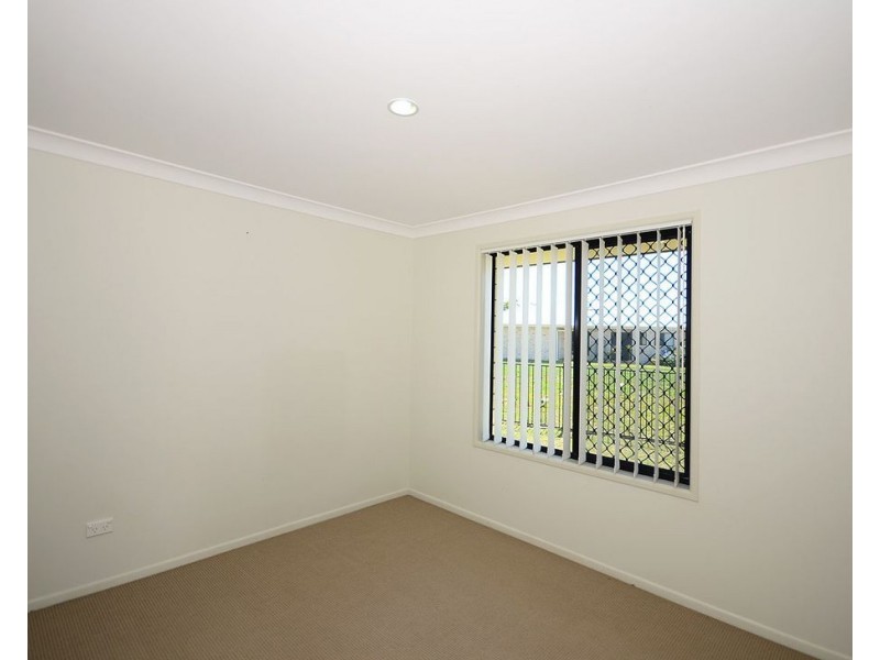 1/12 Fulmar Court, Burrum Heads QLD 4659