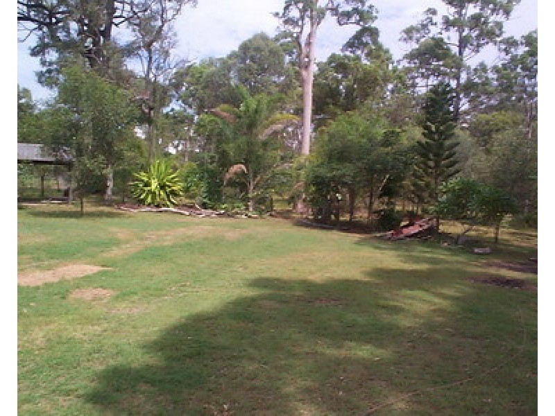 17 Miller Crescent, Burrum Heads QLD 4659