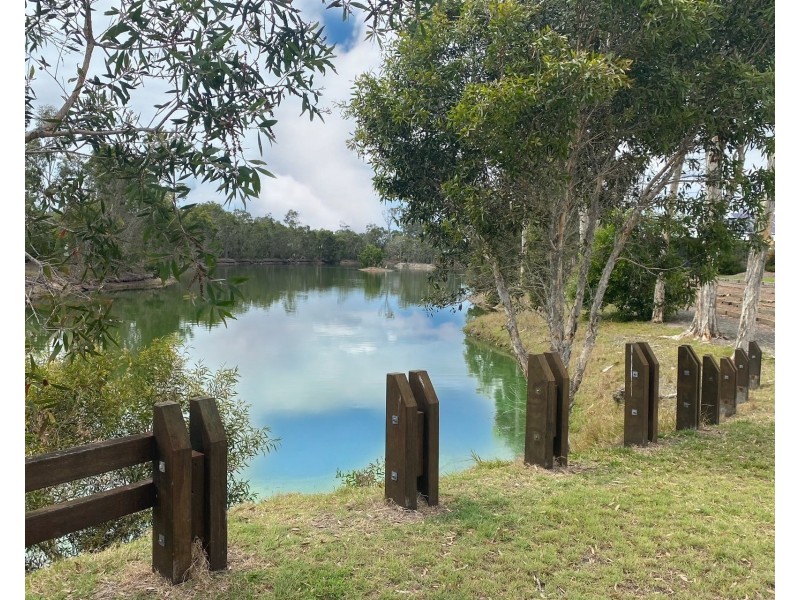 36 Sirenia Drive, Burrum Heads QLD 4659