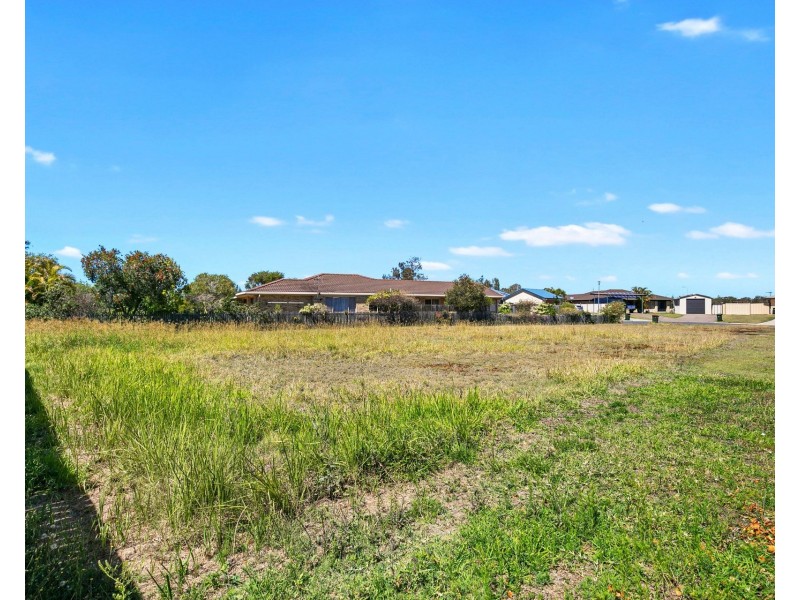 16 Bentwood Street, Burrum Heads QLD 4659