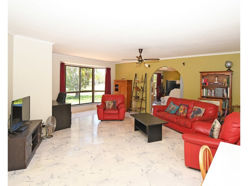 2-14 Drouin Crescent, Burrum River QLD 4659