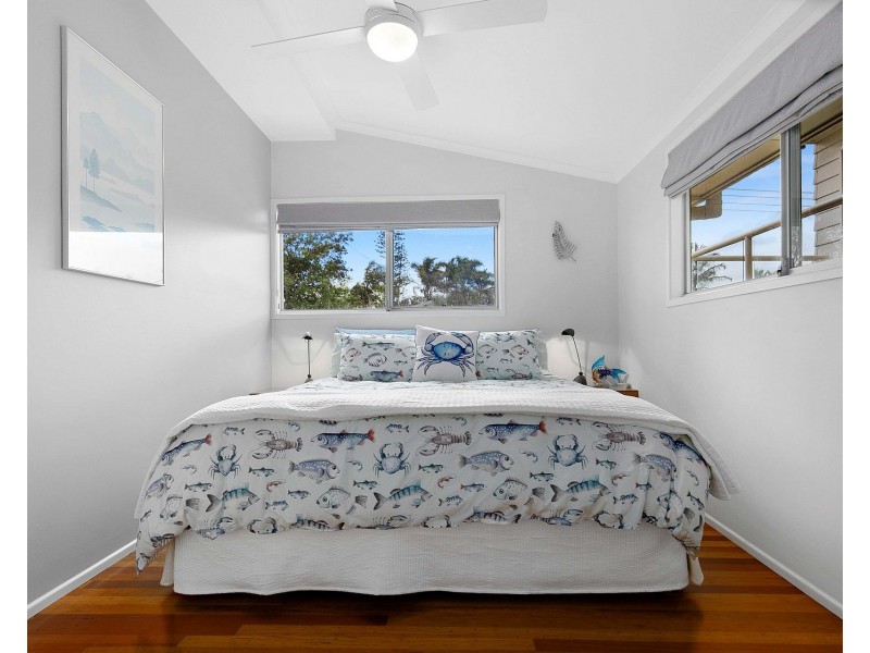 46 Esplanade Esplanade, Burrum Heads QLD 4659