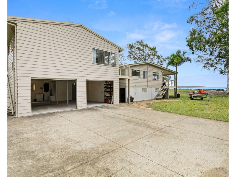 46 Esplanade Esplanade, Burrum Heads QLD 4659