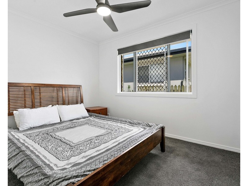 125 Burrum Street, Burrum Heads QLD 4659