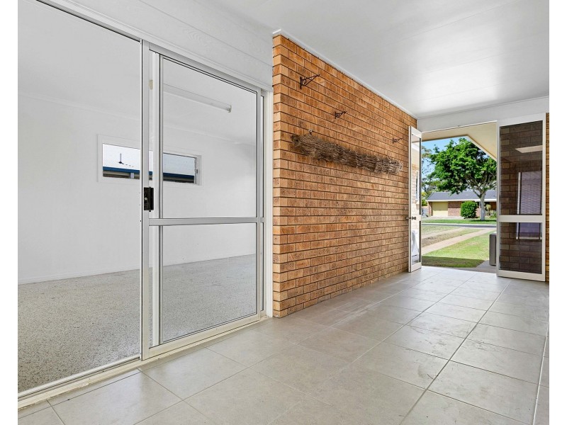 125 Burrum Street, Burrum Heads QLD 4659