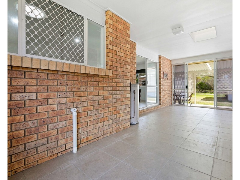 125 Burrum Street, Burrum Heads QLD 4659