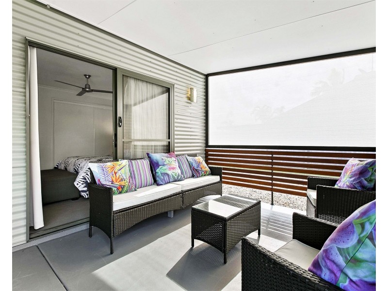 33 Beach Drive, Burrum Heads QLD 4659