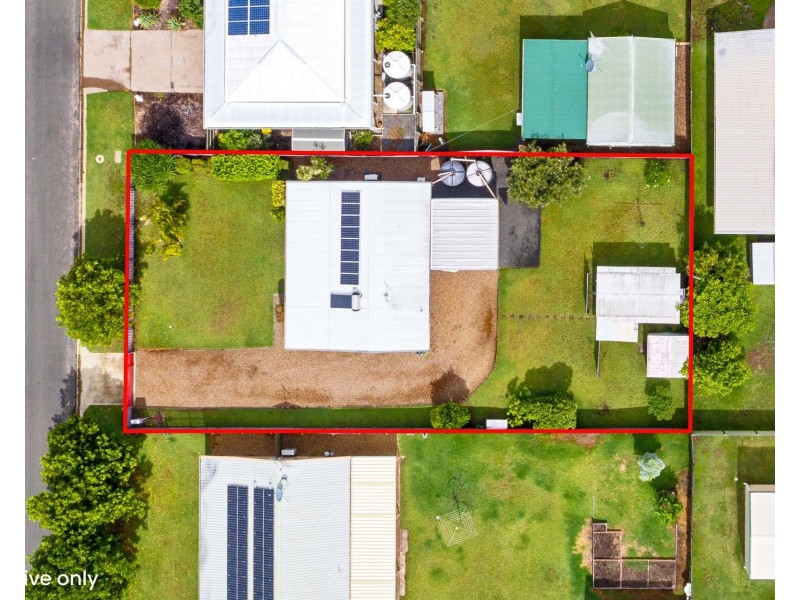 33 Beach Drive, Burrum Heads QLD 4659