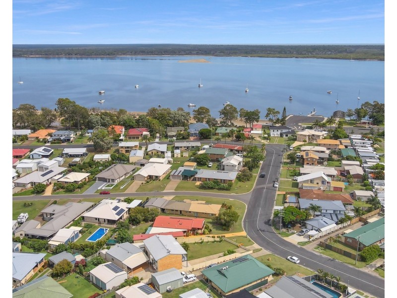 57 Riverview Drive, Burrum Heads QLD 4659