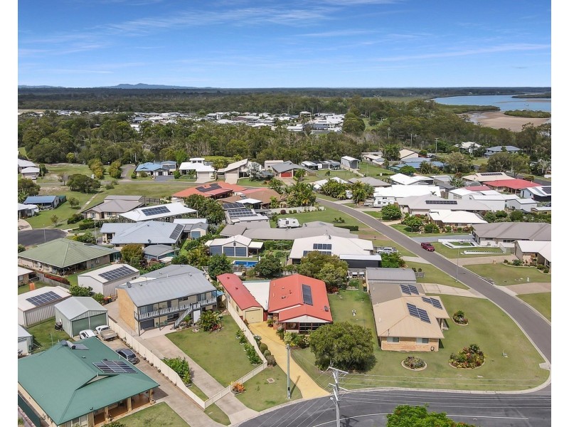 57 Riverview Drive, Burrum Heads QLD 4659