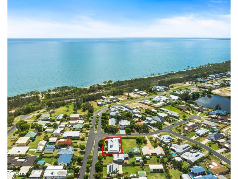 35 Beach Drive, Burrum Heads QLD 4659