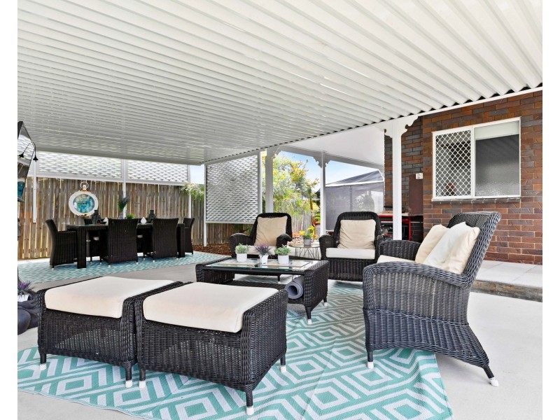 35 Beach Drive, Burrum Heads QLD 4659