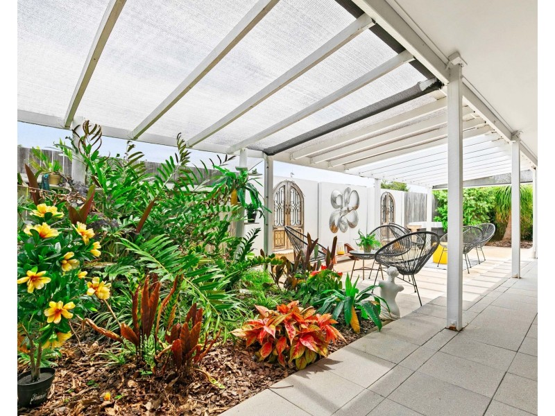 35 Beach Drive, Burrum Heads QLD 4659