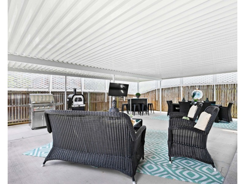 35 Beach Drive, Burrum Heads QLD 4659
