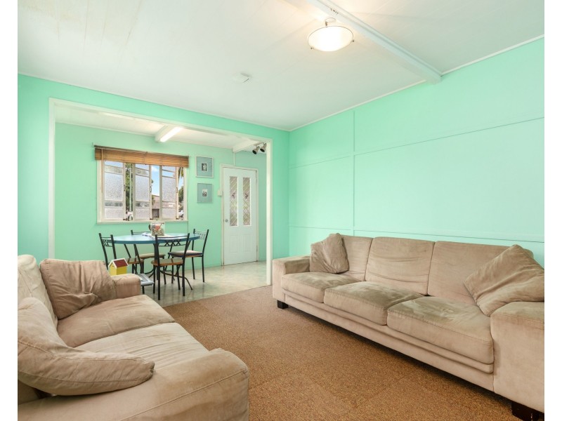 39 Howard Street, Burrum Heads QLD 4659