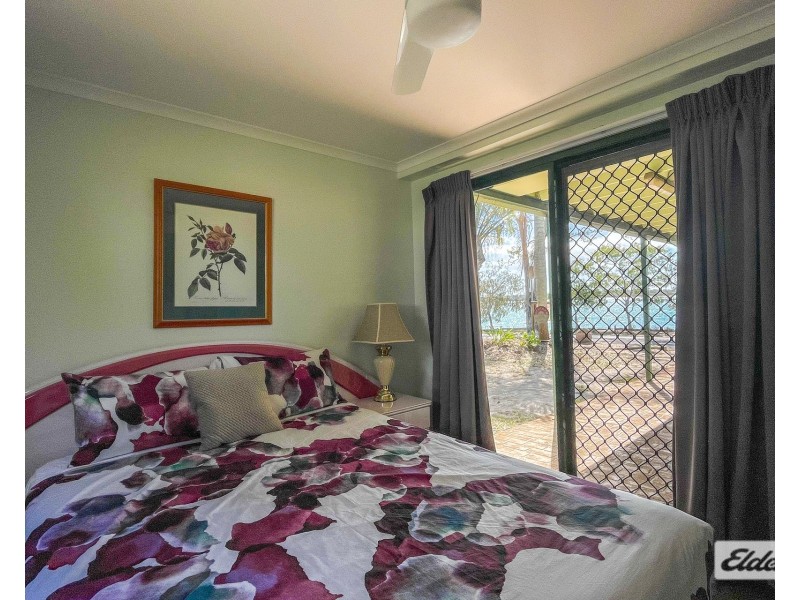 36 B Esplanade, Burrum Heads QLD 4659