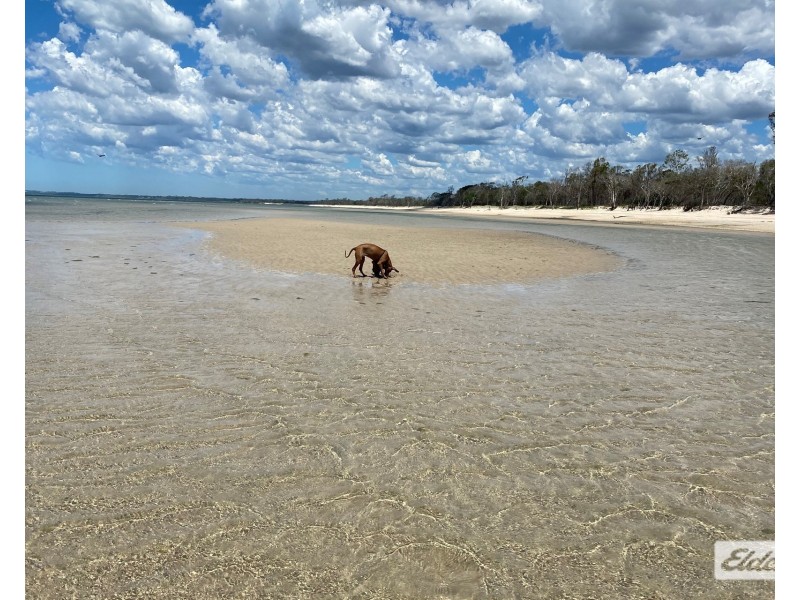 37 Beach Drive, Burrum Heads QLD 4659