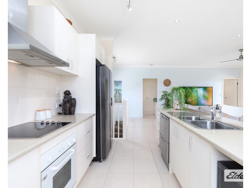 2 Volute Way, Burrum Heads QLD 4659