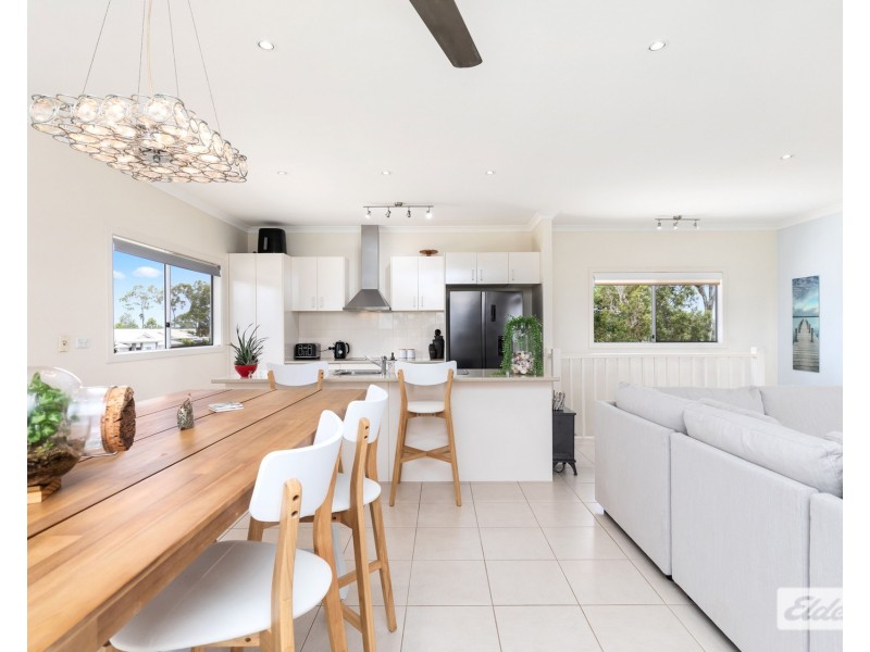 2 Volute Way, Burrum Heads QLD 4659